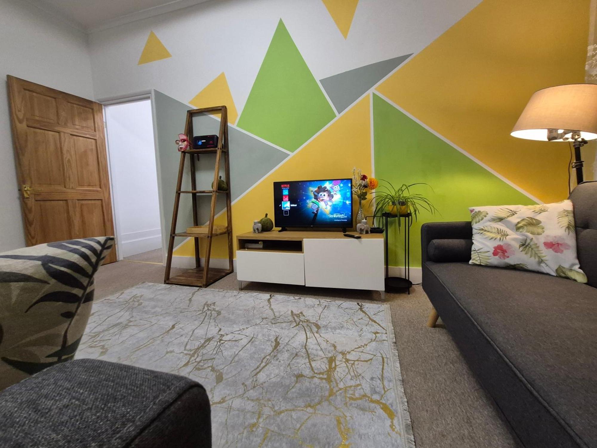 Апартаменты Stylish And Bright Flat In London N8 Turnpike Lane - Piccadilly Line Экстерьер фото